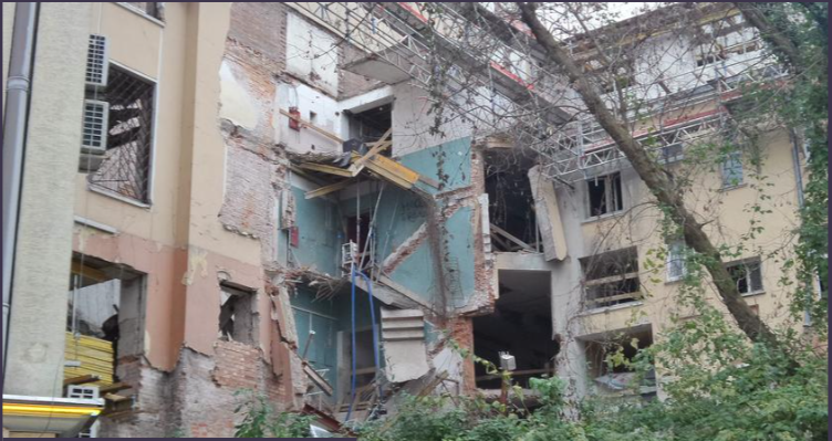 Fot. 2. Katastrofa budowlana podczas rozbudowy siedziby PIIB. Źródło: Mateusz Szmelter / tvnwarszawa.pl